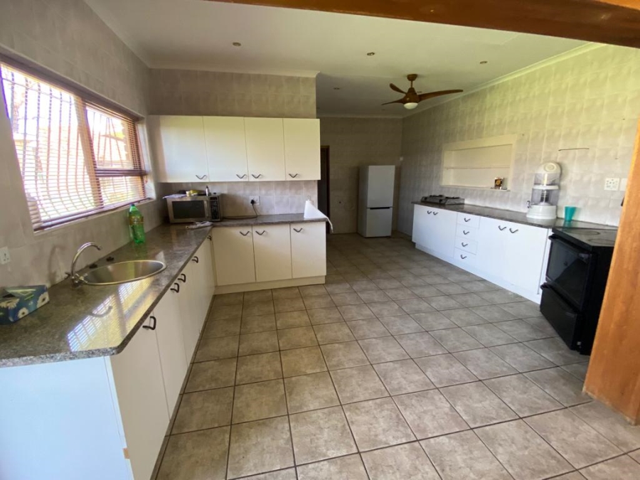 8 Bedroom Property for Sale in Parys Free State